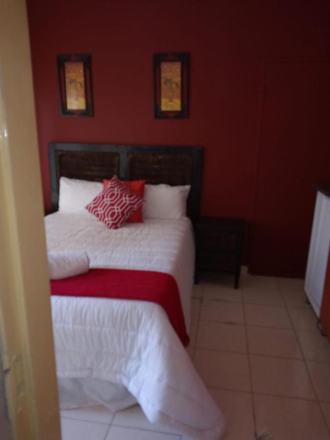 Rayon Guesthouse Phalaborwa Esterno foto